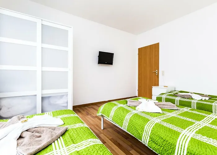 Workers Am Wiener Platz Apartment