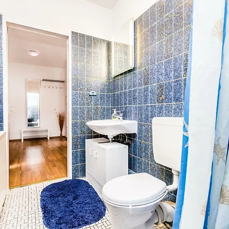 Apartamento Workers Am Wiener Platz Colonia